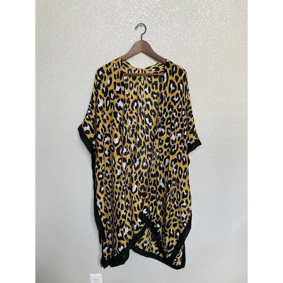 styline Tops - NWT Styline yellow leopard kimono knit wrap light weight multi one size travel